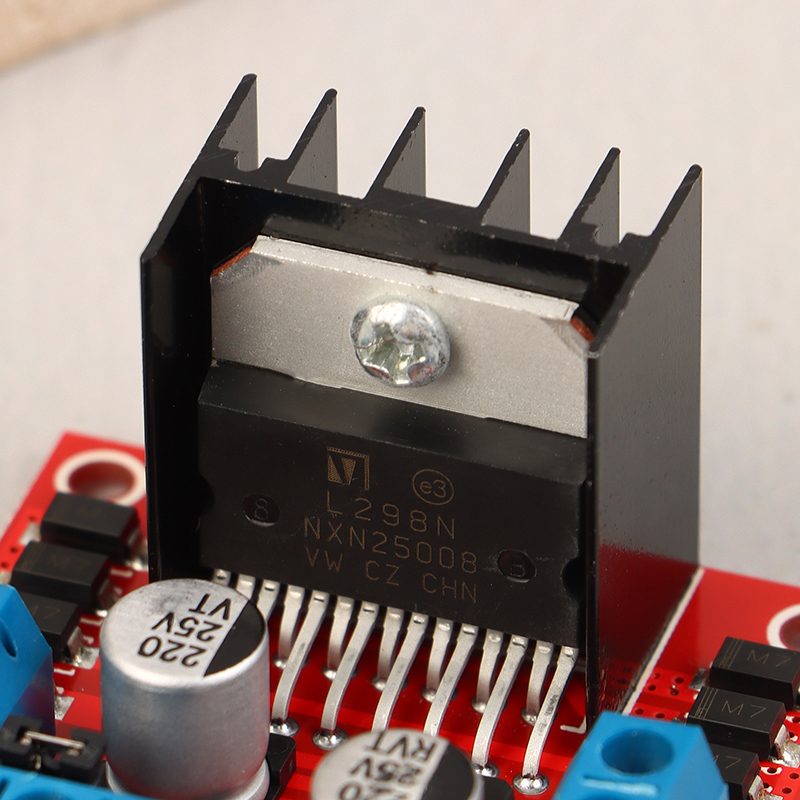 L298N Stepper Motor Smart Car  - огляд і ціна L298N Motor Driver